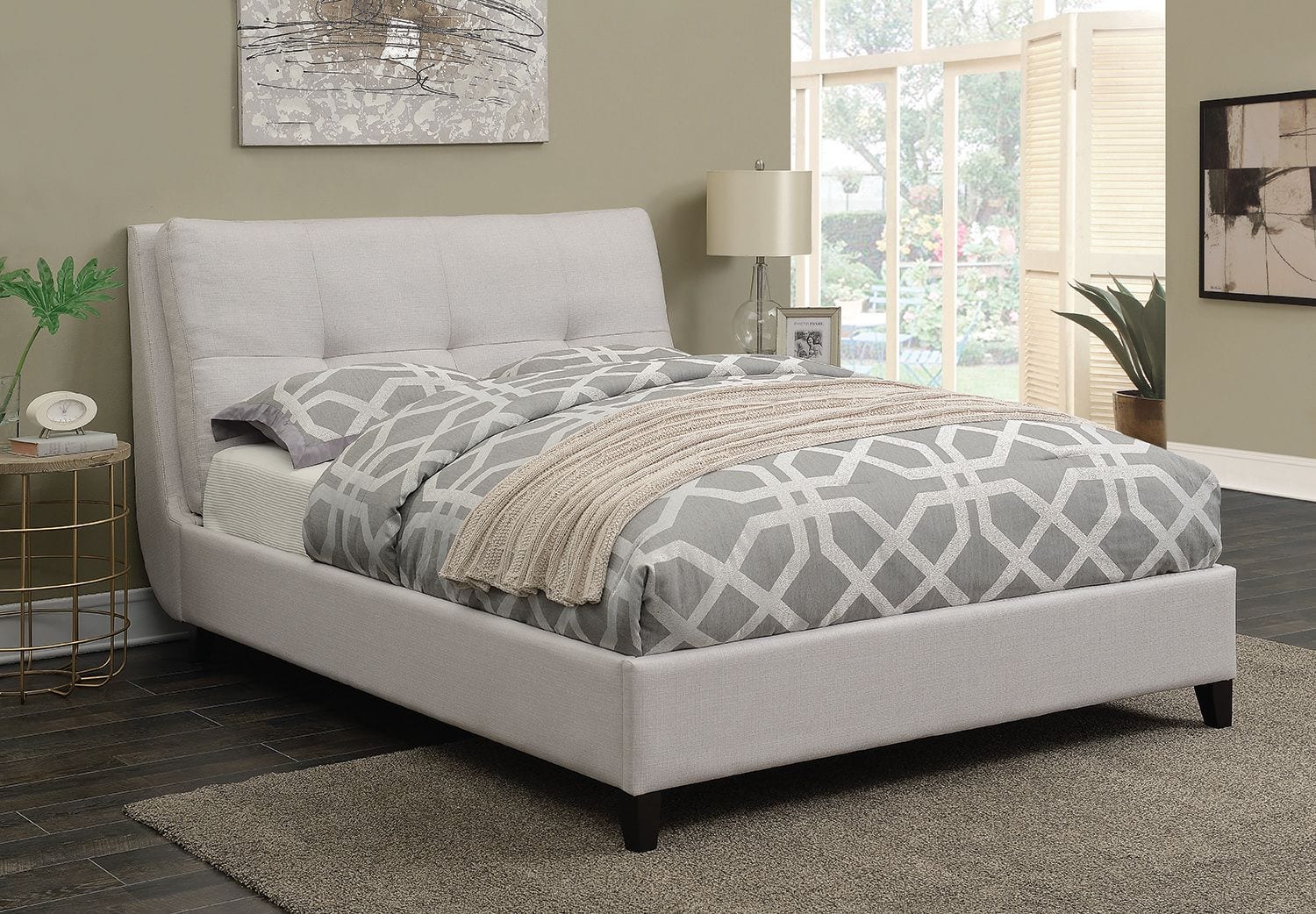 300698Q Amador Ivory Fabric Queen Upholstered Bed - Luchy Amor Furniture