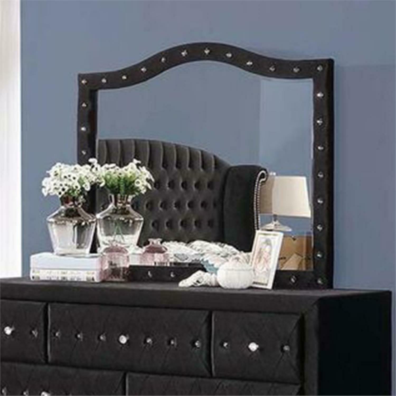 206101q S4 4 Piece Queen Bedroom Set In Black Luchy Amor Furniture 